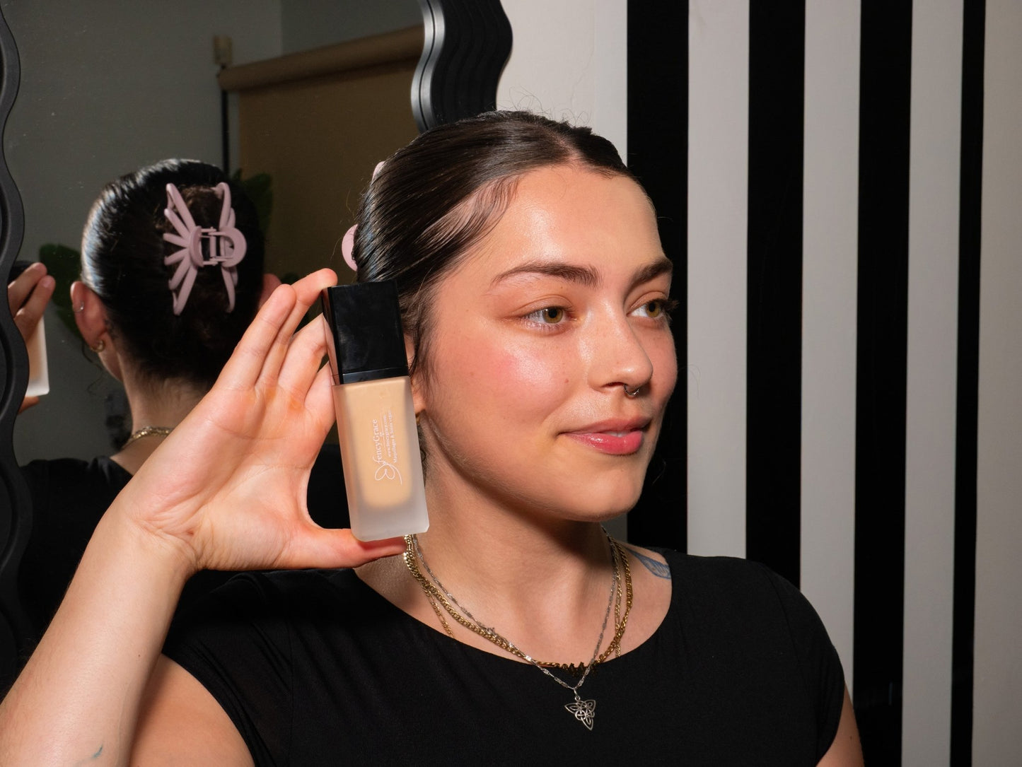 Fond de teint vegan hydratant FencyGrace - Elisabeth 103 - couvrance naturelle - fini lumineux - longue tenue - Fencygrace