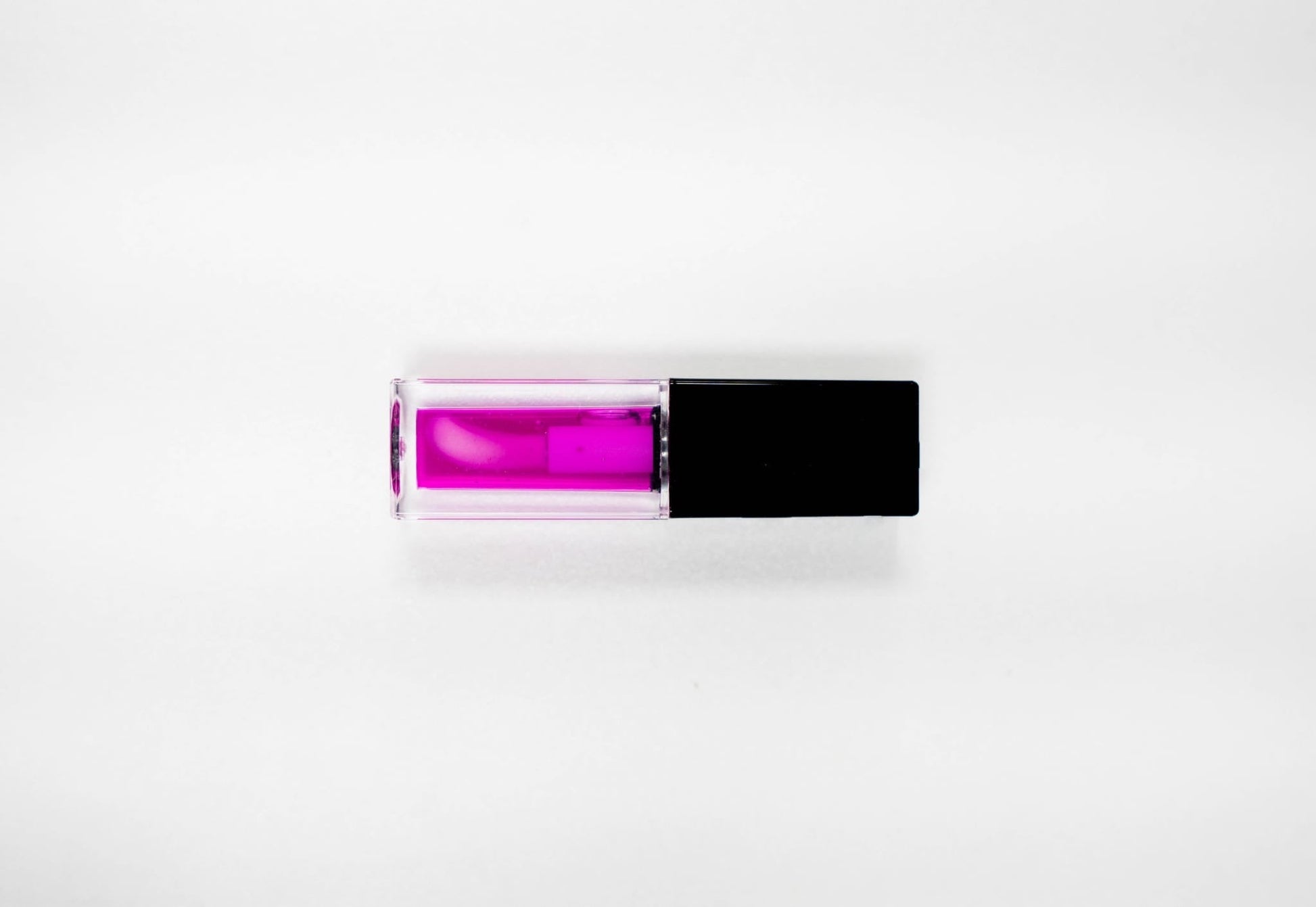 L’huile Soin des Lèvres aux fruit - FencyGrace 100% végane - Fencygrace