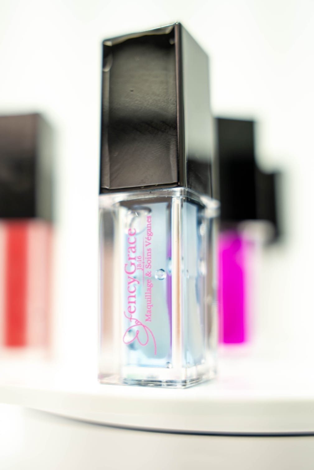 L’huile Soin des Lèvres aux fruit - FencyGrace 100% végane - Fencygrace