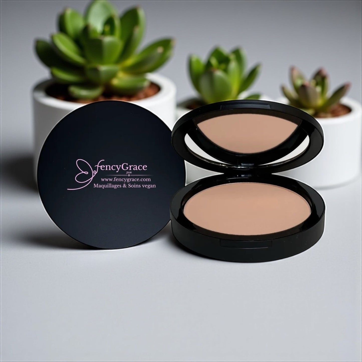 Poudre Compacte FencyGrace – Mali 103 Végan et Naturelle - Fencygrace